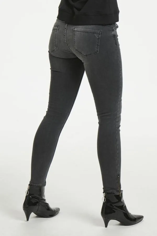 Denim Hunter 31 Celina - Mid slim jeans