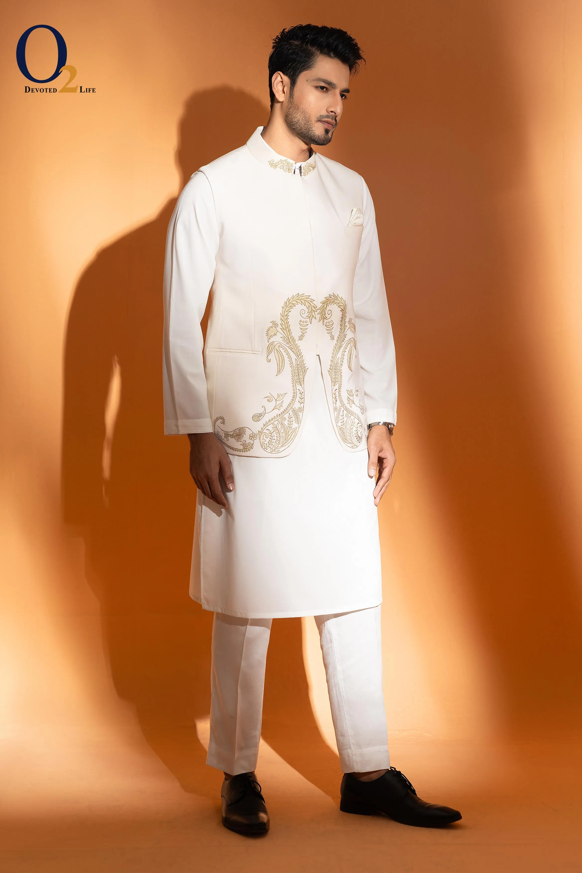 Embroidery work Ecru Vest