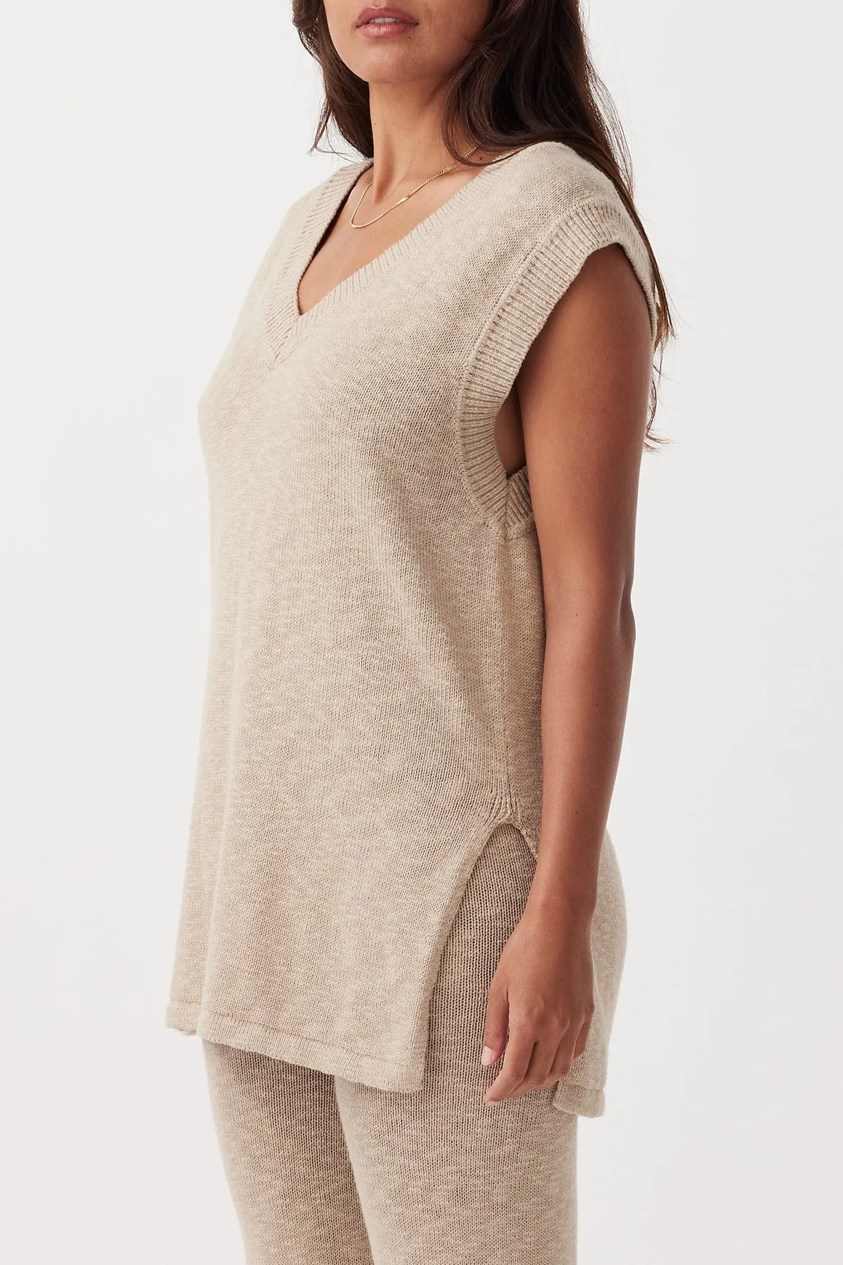 Emma Organic Cotton Vest - Taupe