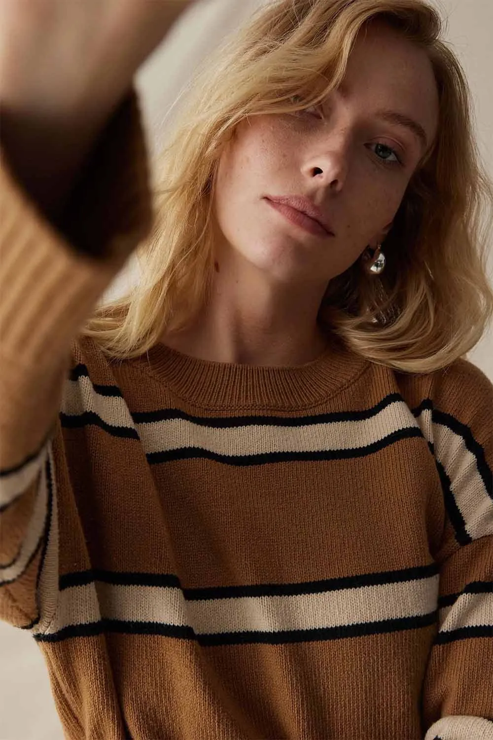 FELICITY LIGHTWEIGHT SWEATER