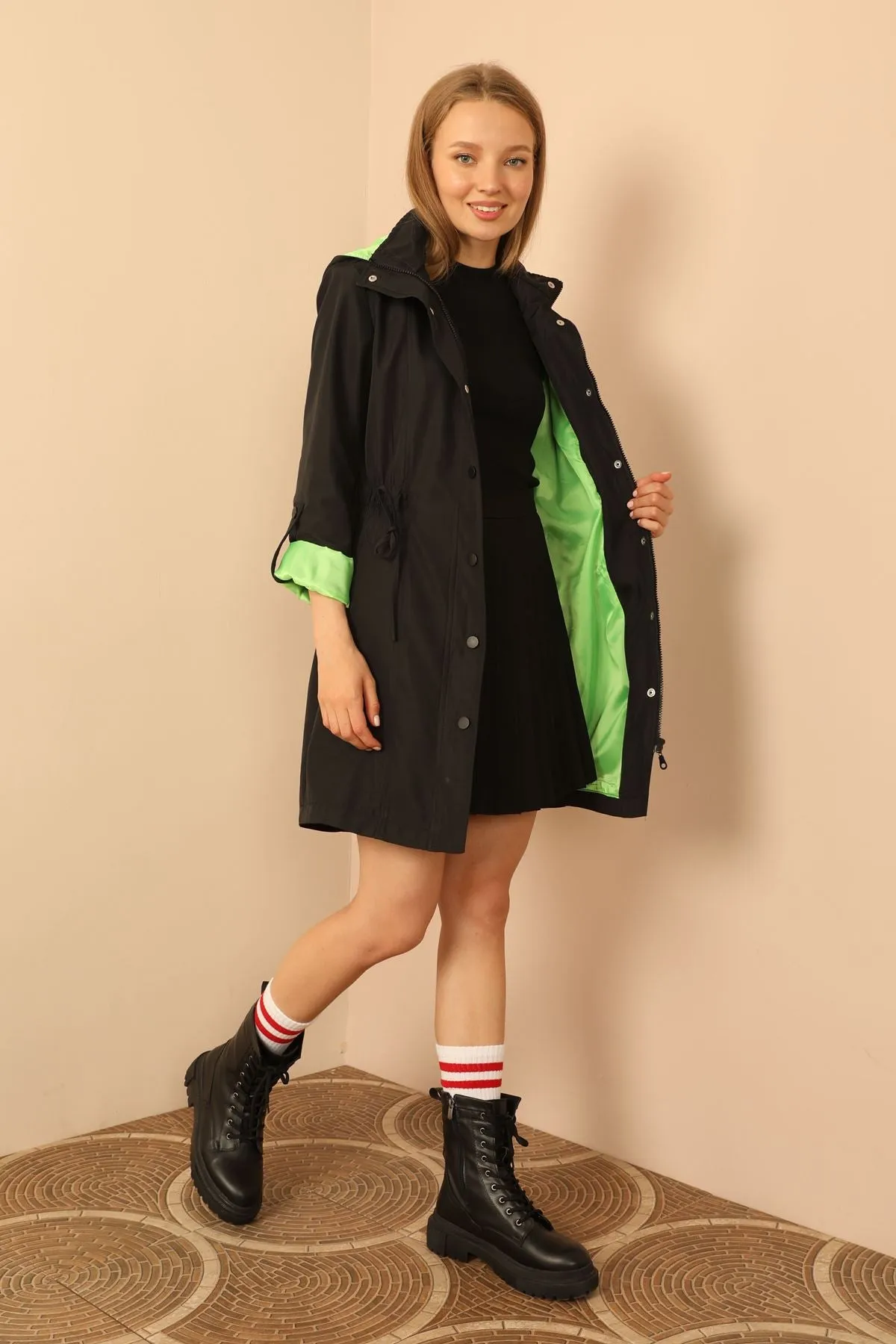 KKT Bondig Fabric Hooded Long Women's Raincoat-Black/Green - San Gabriel