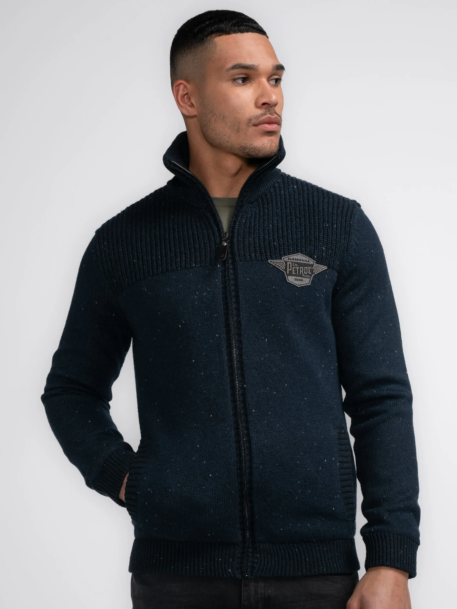 Knitted Cardigan Naukati