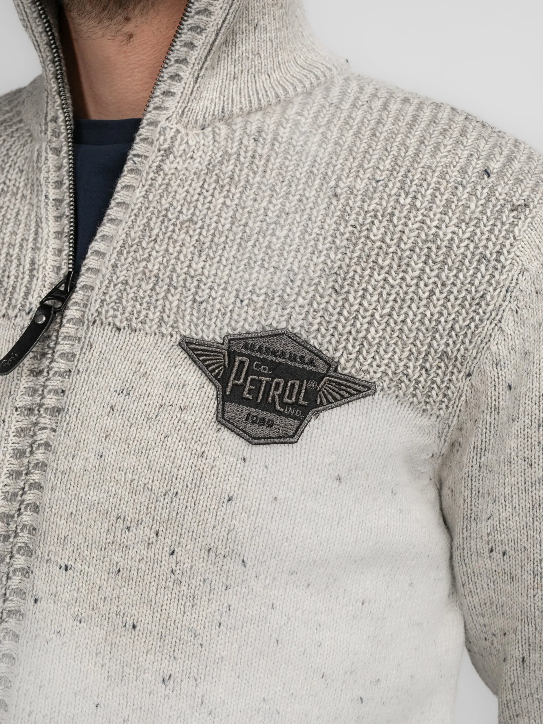 Knitted Cardigan Naukati