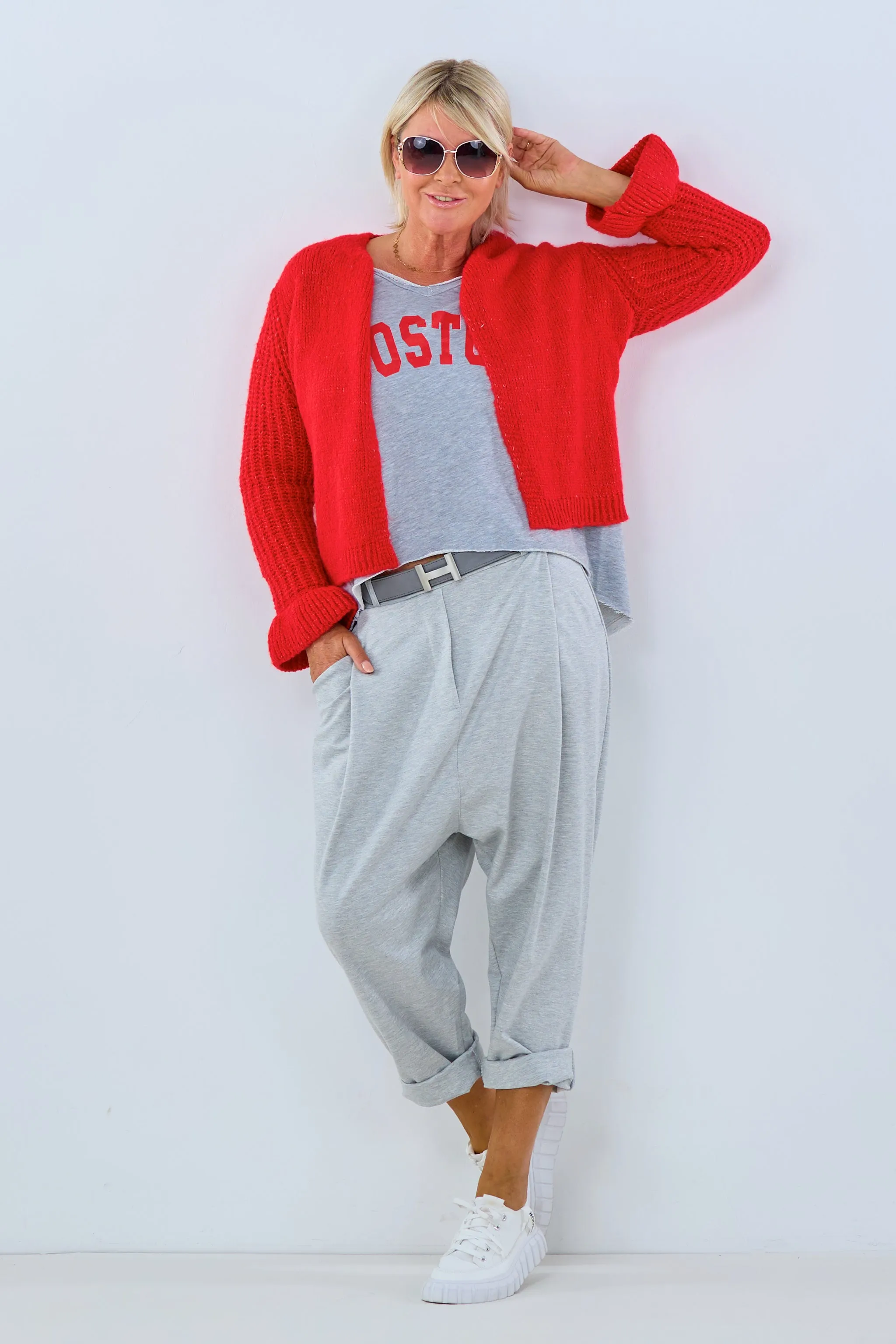 kurze Strickjacke mit Rüschen, rot