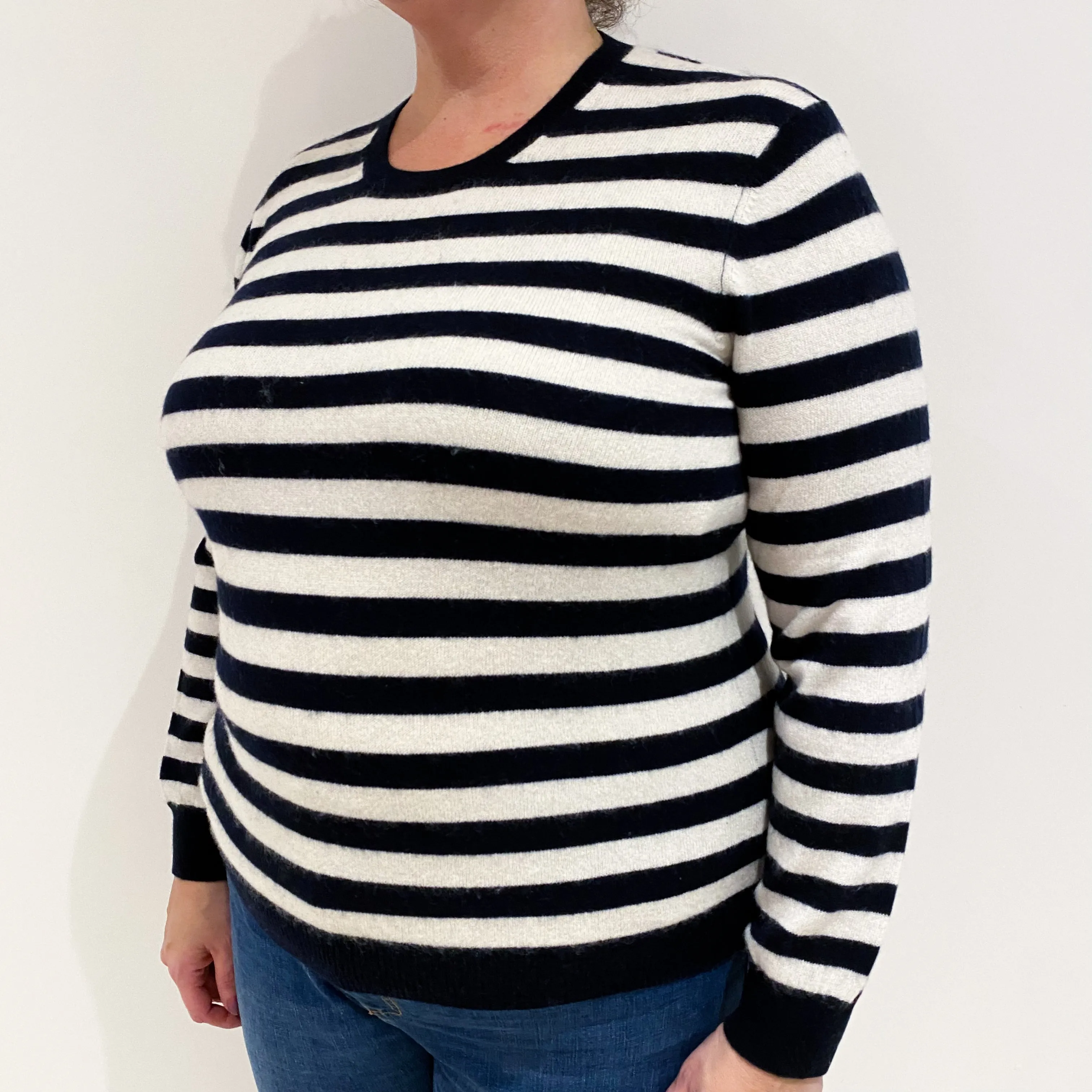 Navy Blue and Cream Striped Cashmere Crew Neck Jumper Extra Large