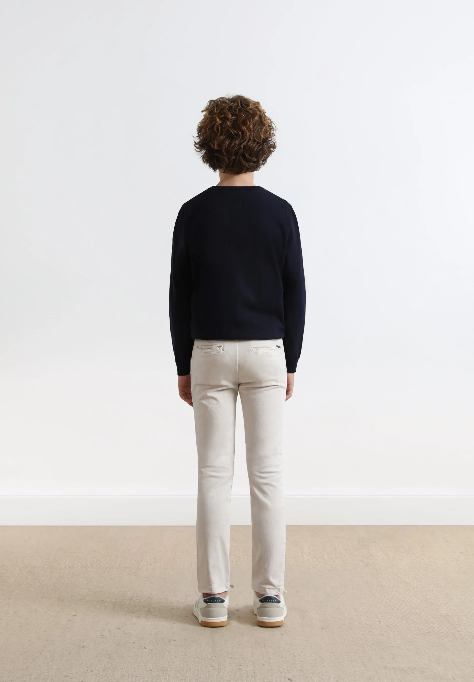 PANTALÓN CHINO