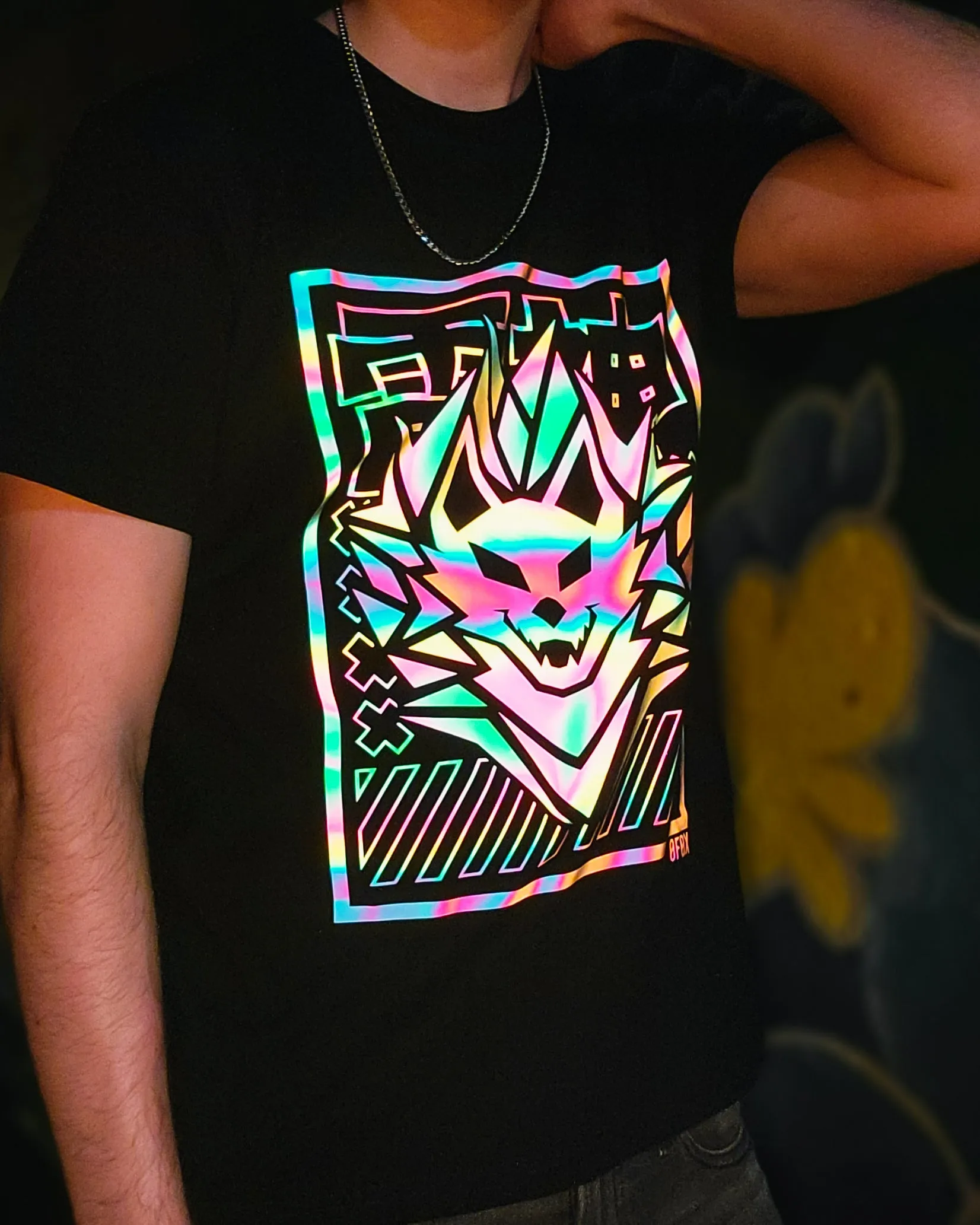 REFLECTIVE WOLF T-SHIRT