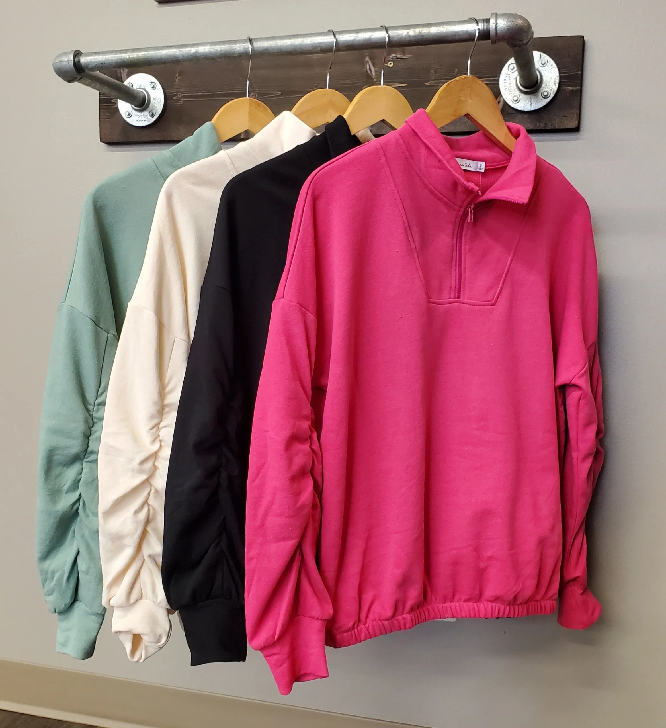Reggie Lightweight 1/4 Zip Pullover - Pink
