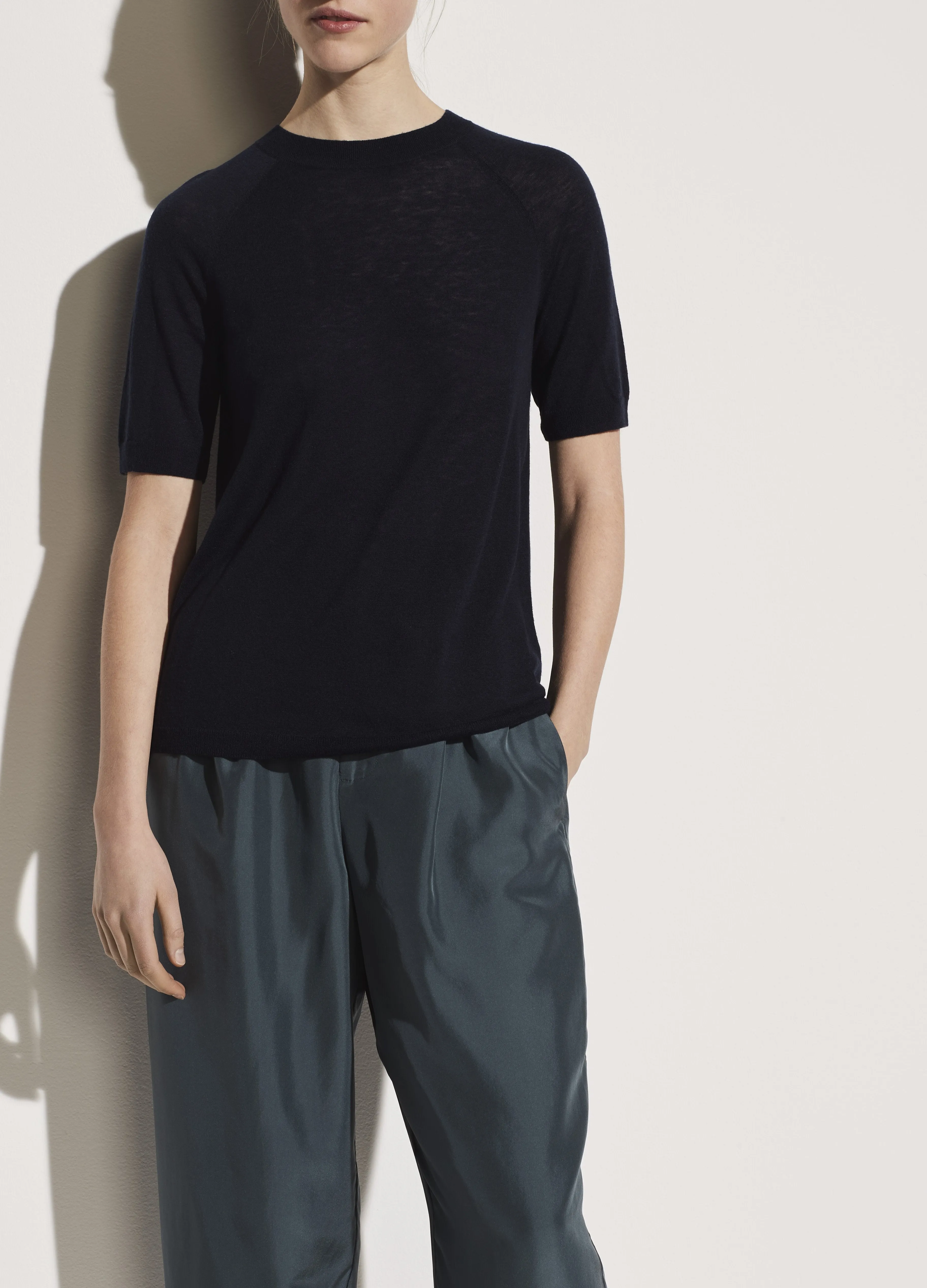Short Sleeve Raglan Pullover in Coastal Blue