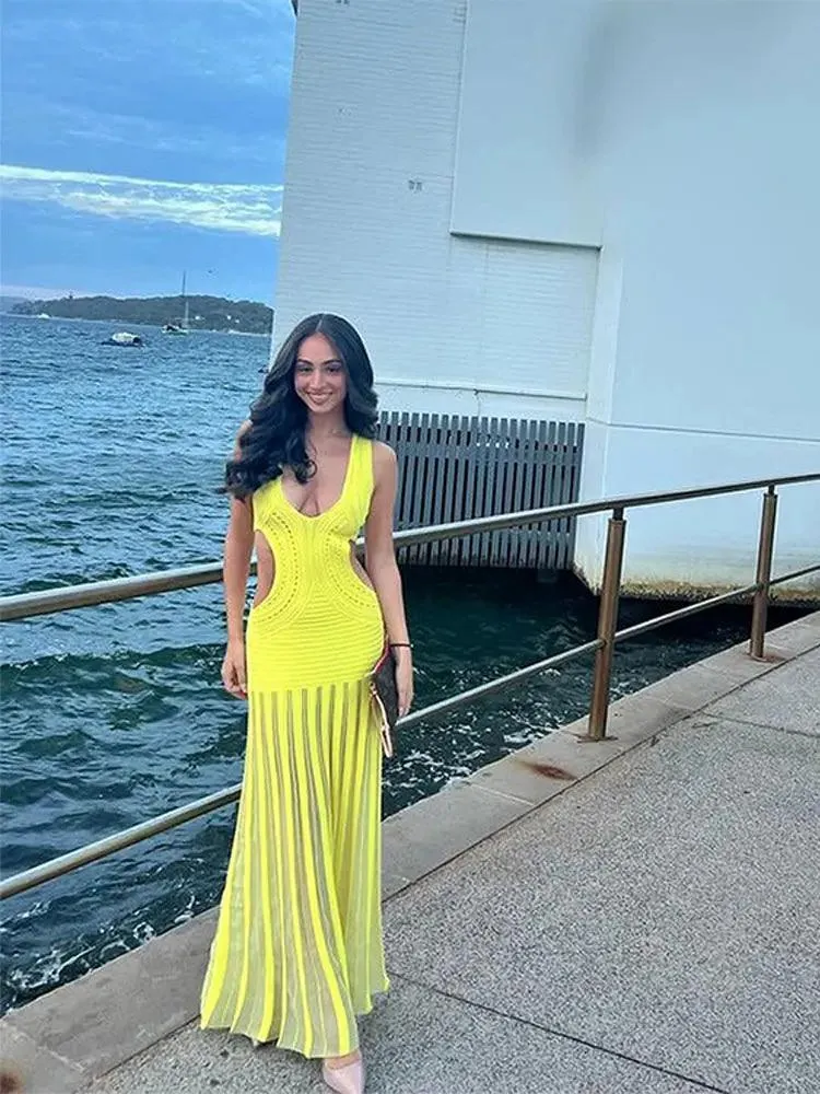 Spring Women's Hollow Out Maxi Dress: Stylish & Chic Statement Piece