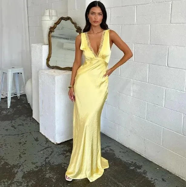 Spring Women's Hollow Out Maxi Dress: Stylish & Chic Statement Piece