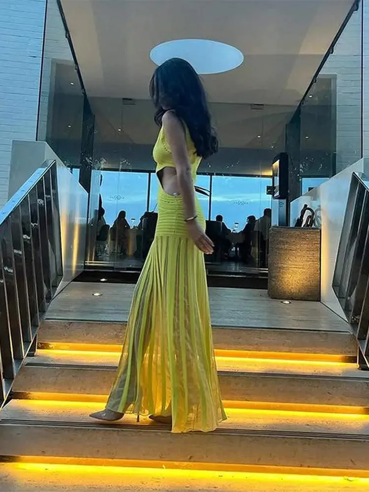 Spring Women's Hollow Out Maxi Dress: Stylish & Chic Statement Piece