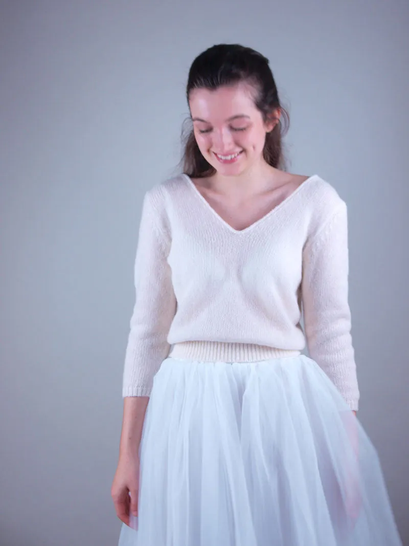 STRICK-BOX für einen Strickpullover mit Wolle und Strickanleitung