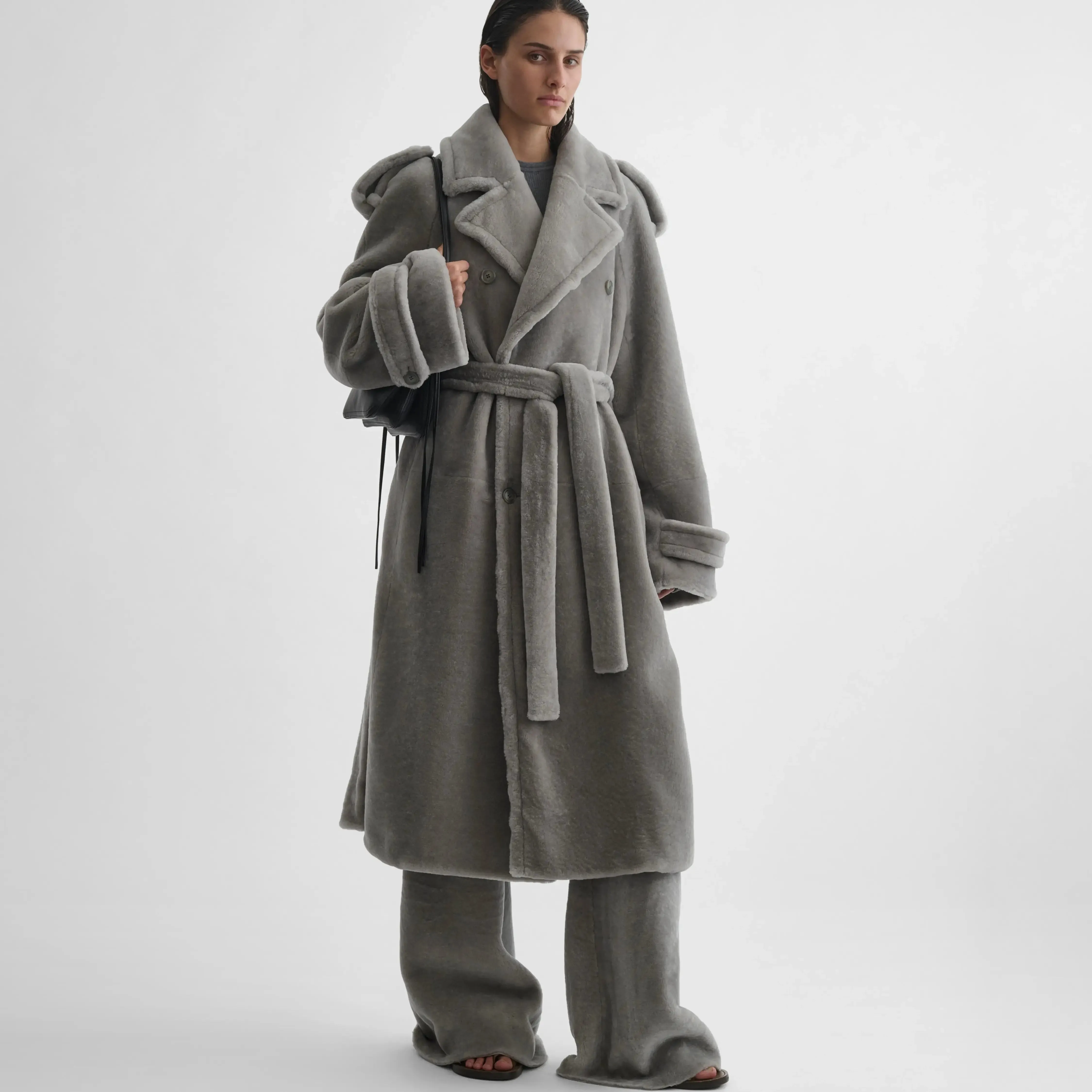 TEDDY TRENCH COAT | grey shearling