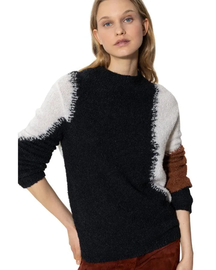 Tri-Colored Knit Pullover