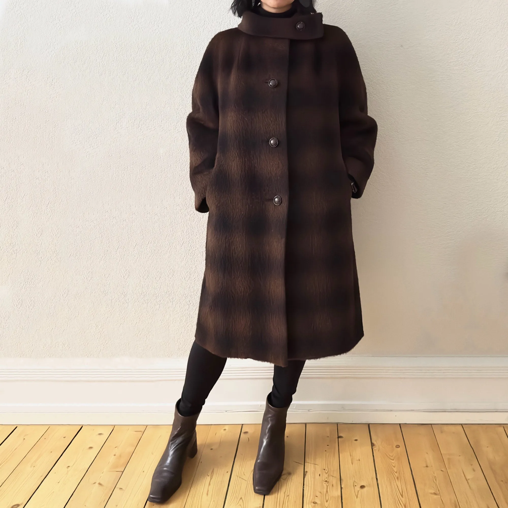 Vintage Pure Llama Coat - size M