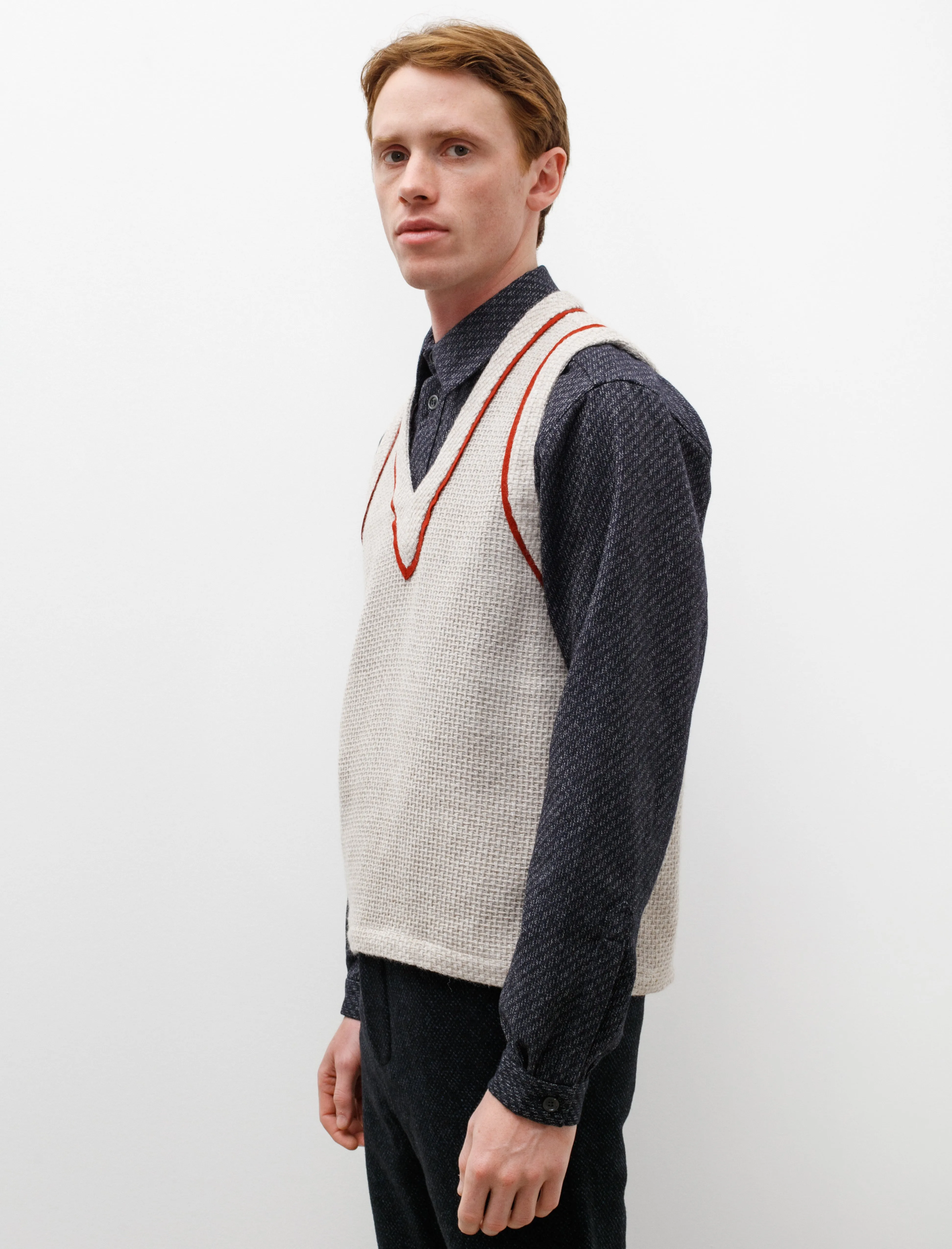 Wool Vest Light Grey Red Detail